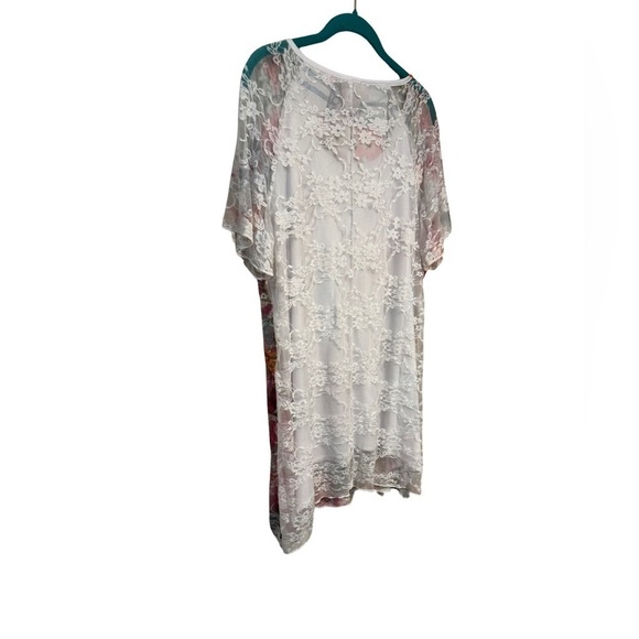 Brittany Black Floral Layered Shirt Size XL - Picture 10 of 12